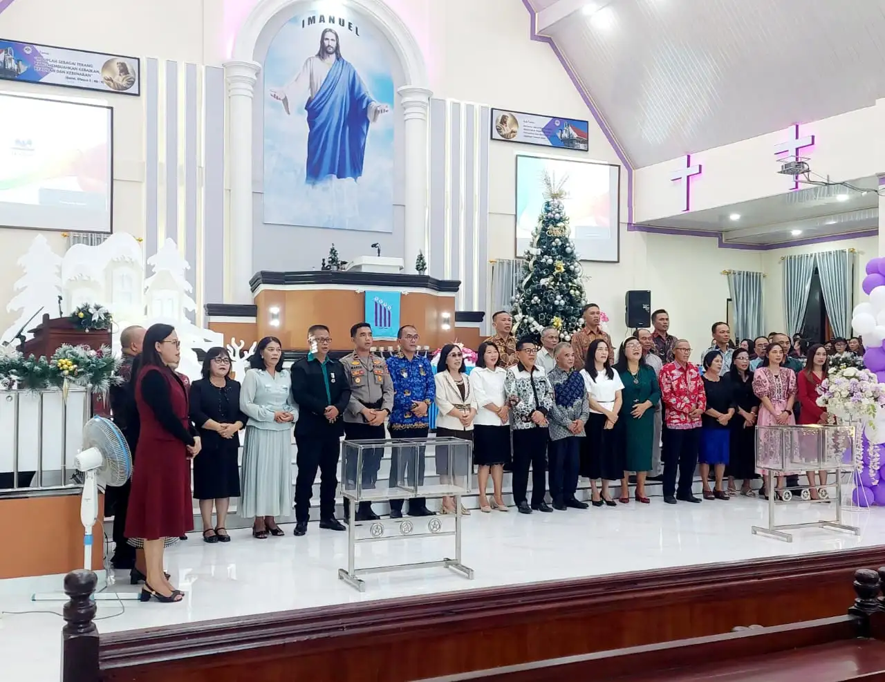 95 Tahun Menabur Iman, Menuai Berkat: GMIM Imanuel Sumarayar Rayakan Syukur Renovasi Gereja & Sambut Natal Bersama Polri